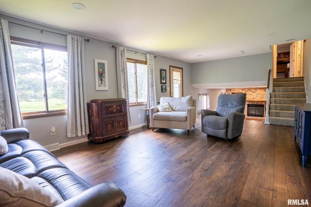 7075 Hermes Lane, New Berlin, IL 62670