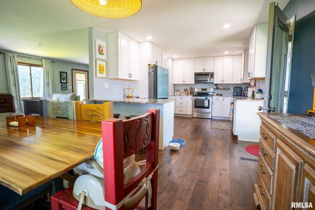7075 Hermes Lane, New Berlin, IL 62670