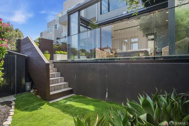 175 Brewster Street, San Francisco, CA 94110