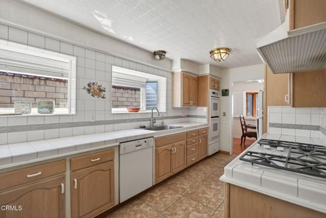 6256 Fremont Street, Ventura, CA 93003