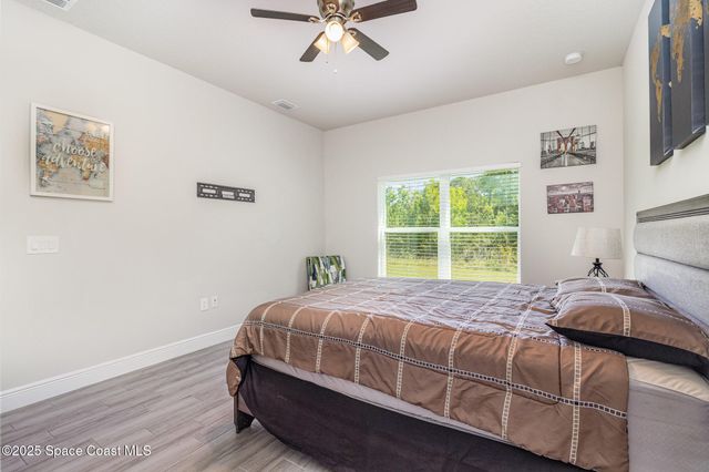 431 Bridgeport Avenue NW, Palm Bay, FL 32907