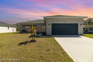 431 Bridgeport Avenue NW, Palm Bay, FL 32907