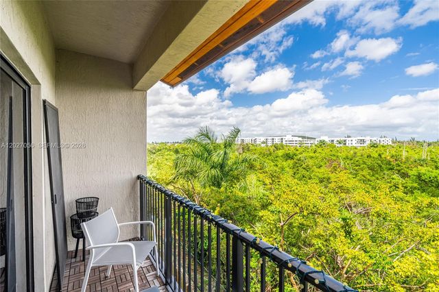 8175 NW 104th Ave 32, Doral, FL 33178