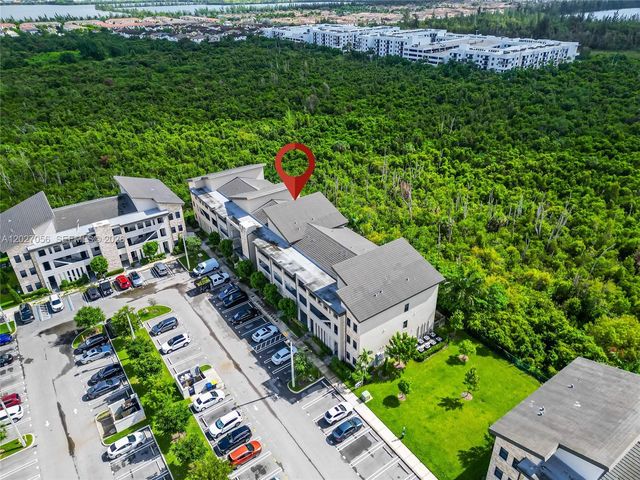 8175 NW 104th Ave 32, Doral, FL 33178
