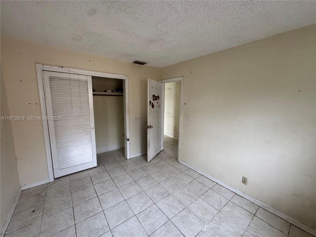 2605 NW 55th St, Tamarac, FL 33309