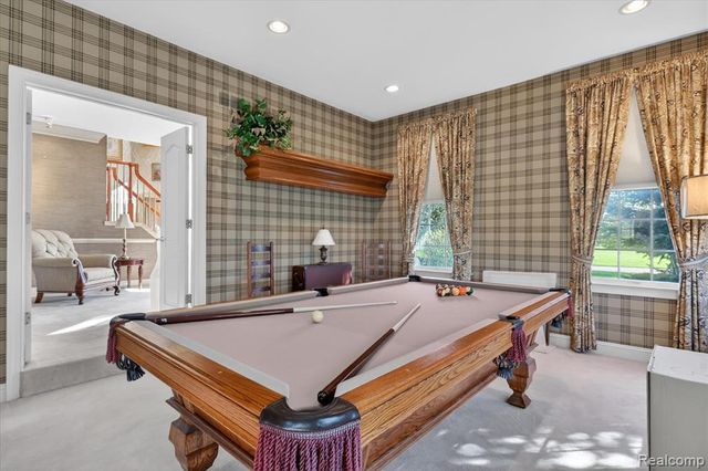 1595 Boulder Lake Drive, Milford, MI 48380