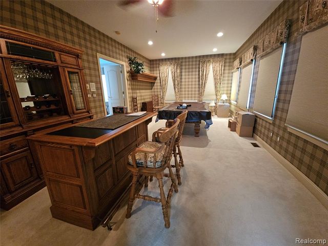 1595 Boulder Lake Drive, Milford, MI 48380