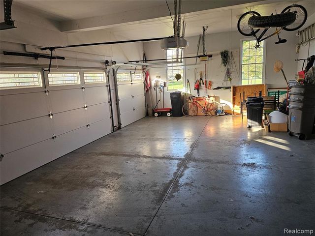 1595 Boulder Lake Drive, Milford, MI 48380