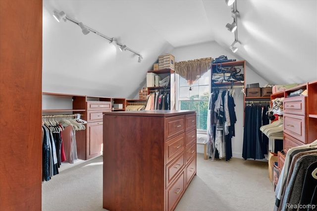 1595 Boulder Lake Drive, Milford, MI 48380
