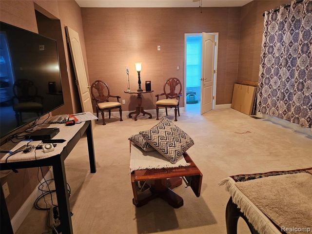1595 Boulder Lake Drive, Milford, MI 48380
