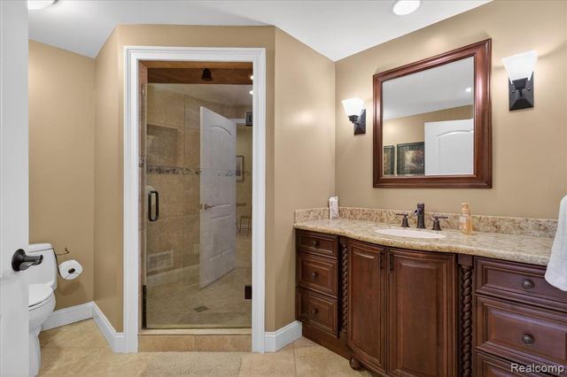 1595 Boulder Lake Drive, Milford, MI 48380