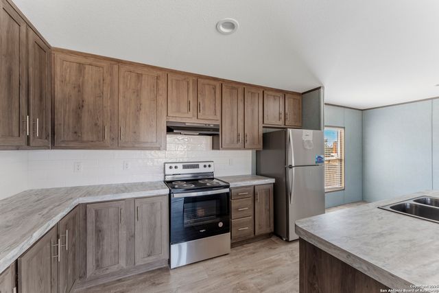 2951 Fm 1333, Poteet, TX 78065