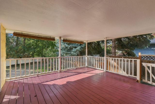 4926 W Fernwood Ct, Spokane, WA 99208