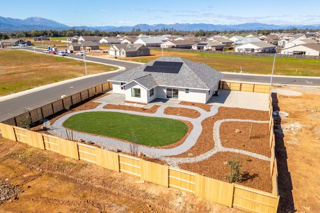 2635 Lawn Lane, Redding, CA 96002