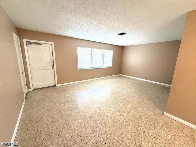 1407 Juddale ST E, Lehigh Acres, FL 33936