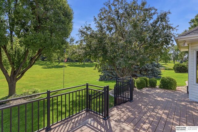1208 Norton Drive, Papillion, NE 68046