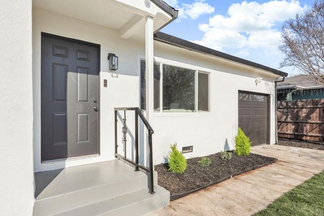 2423 E Taylor St, Stockton, CA 95205