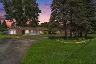 27030 W 6 Mile Road, Redford, MI 48240