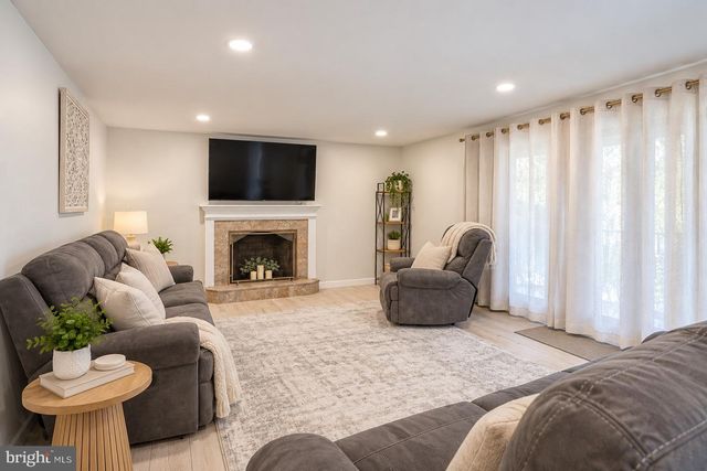 14 RIGEL CT, Blackwood, NJ 08012