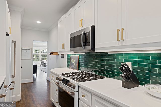 653 N Highland Avenue NE 4, Atlanta, GA 30306