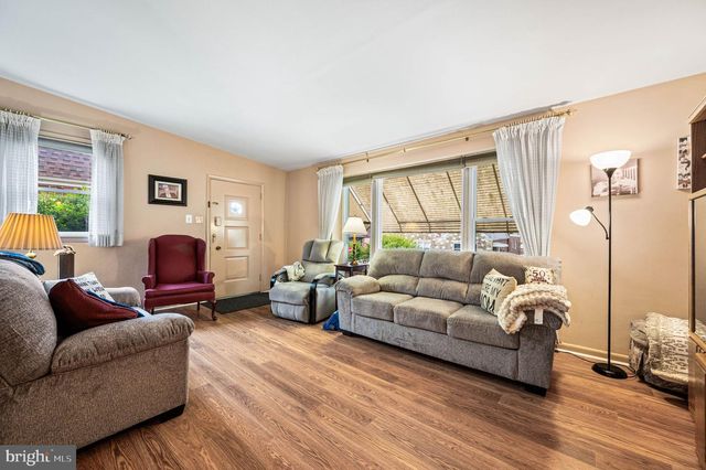 2345 GRIFFITH ST, Philadelphia, PA 19152