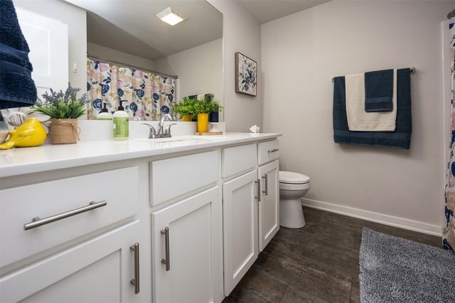 1725 Ashwood Avenue, Norwalk, IA 50211