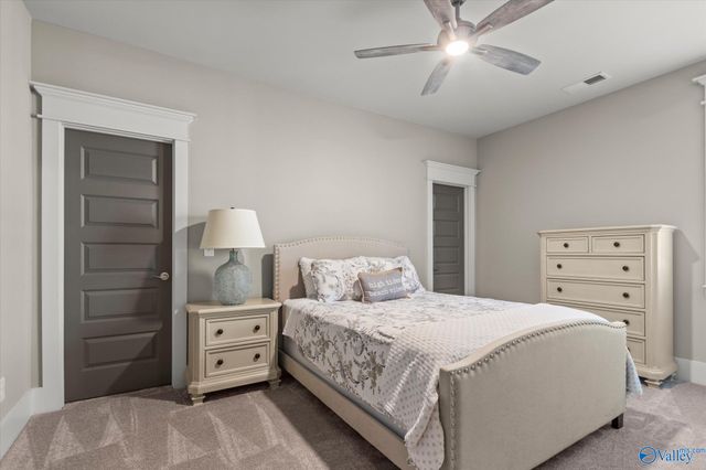 21 Scenic Loop Road, Huntsville, AL 35803