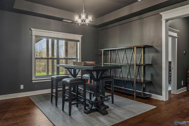 21 Scenic Loop Road, Huntsville, AL 35803