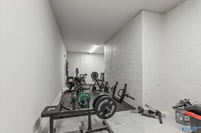 21 Scenic Loop Road, Huntsville, AL 35803