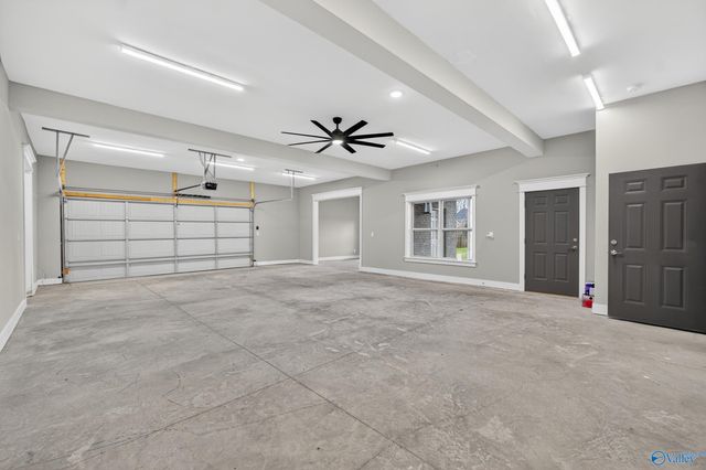 21 Scenic Loop Road, Huntsville, AL 35803