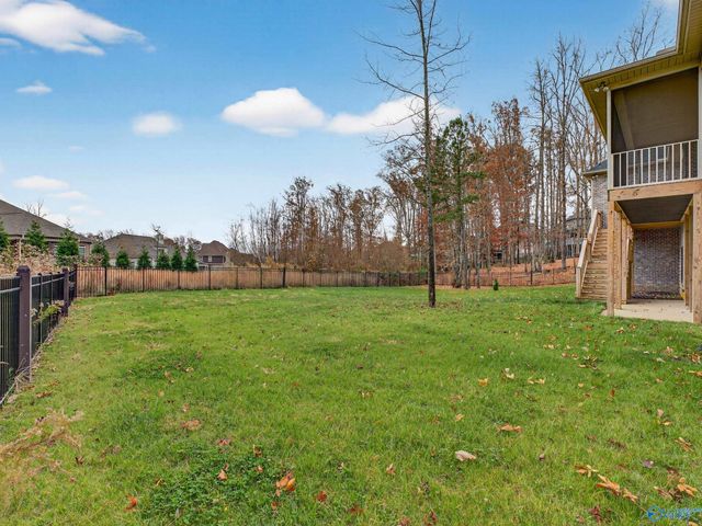 21 Scenic Loop Road, Huntsville, AL 35803