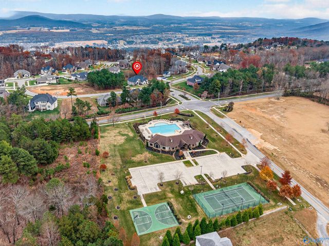 21 Scenic Loop Road, Huntsville, AL 35803
