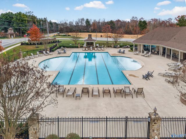 21 Scenic Loop Road, Huntsville, AL 35803