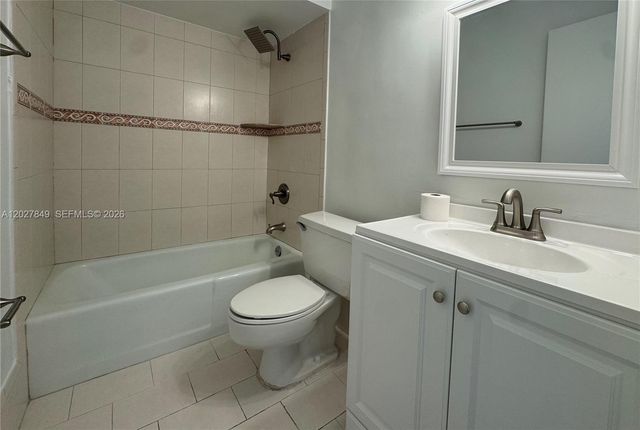 7420 Big Cypress Dr, Miami Lakes, FL 33014