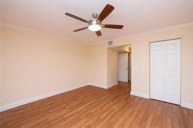 4000 N HILLS Drive 35, Hollywood, FL 33021