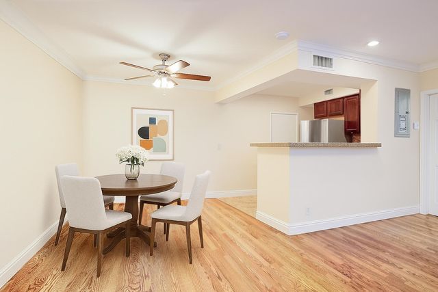 4000 N HILLS Drive 35, Hollywood, FL 33021
