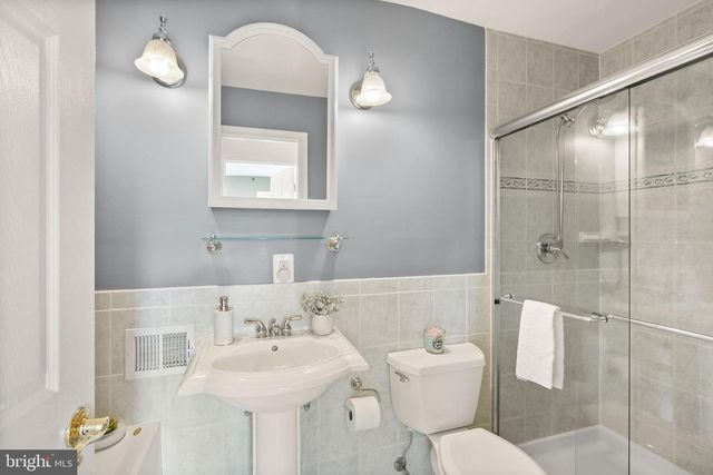 3232 ATLANTA ST, Fairfax, VA 22030