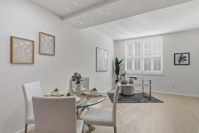 334 Dunsmuir Terrace 3, Sunnyvale, CA 94085