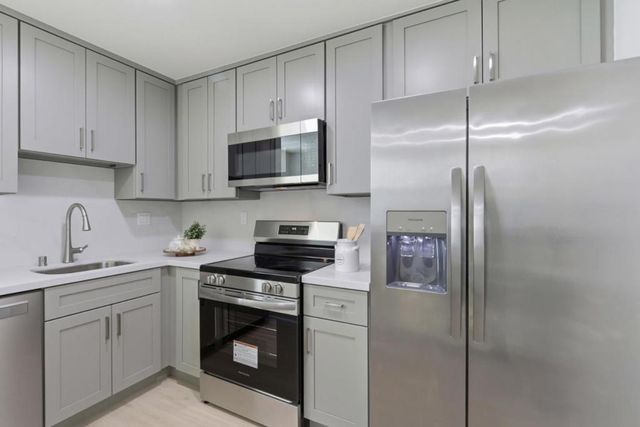 334 Dunsmuir Terrace 3, Sunnyvale, CA 94085