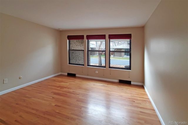 8542 W 10th Avenue, Lakewood, CO 80215