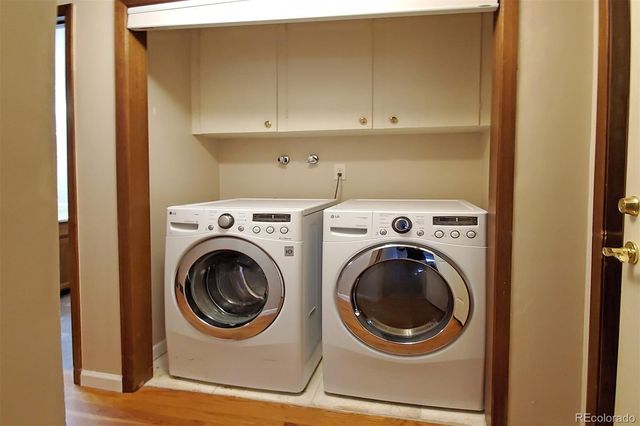 8542 W 10th Avenue, Lakewood, CO 80215