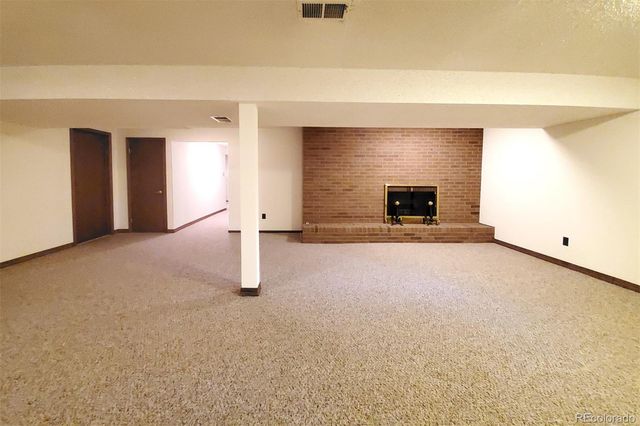 8542 W 10th Avenue, Lakewood, CO 80215