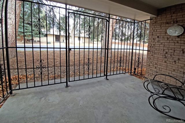 8542 W 10th Avenue, Lakewood, CO 80215