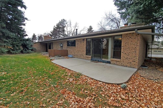 8542 W 10th Avenue, Lakewood, CO 80215