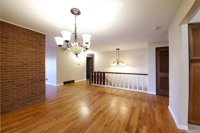 8542 W 10th Avenue, Lakewood, CO 80215