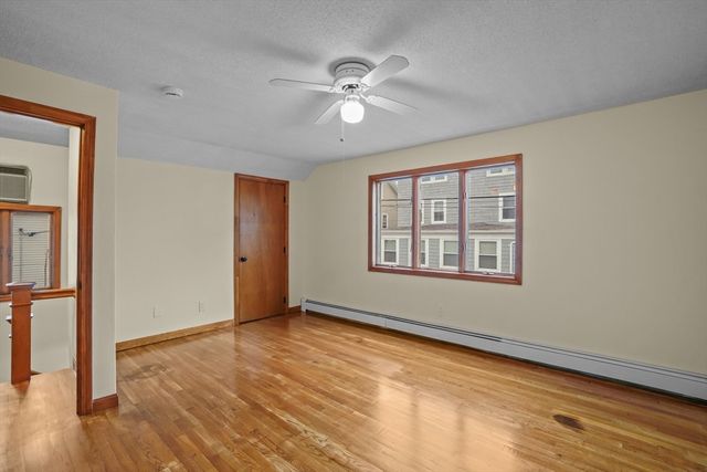 233 Franklin St, Fall River, MA 02720