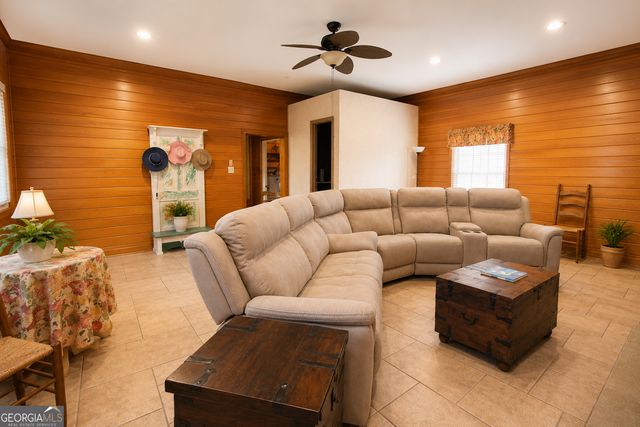 509 Buttrum Road NE, Adairsville, GA 30103