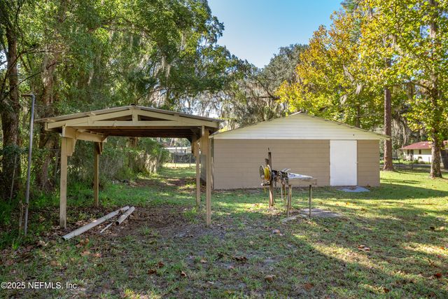 600 PALMETTO Street, Welaka, FL 32193