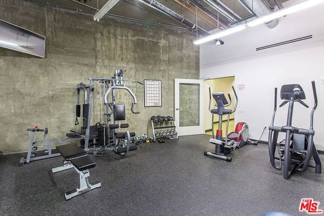 225 S HAMILTON Drive 304, Beverly Hills, CA 90211