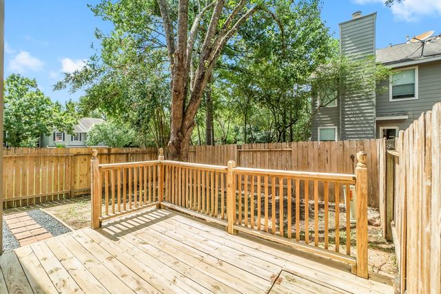 302 Sentry Maple Place, The Woodlands, TX 77382
